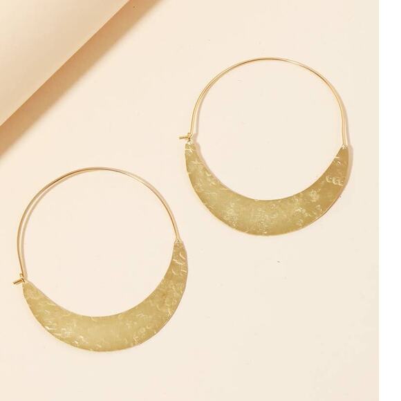 NWOT Hammered gold colored Hoop Earrings. - Picture 1 of 3